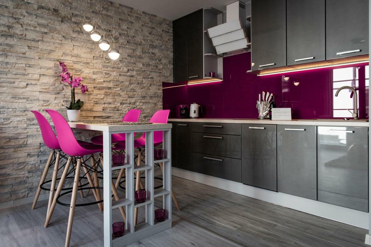 Apartament Elegance Pink Rewal Buitenkant foto