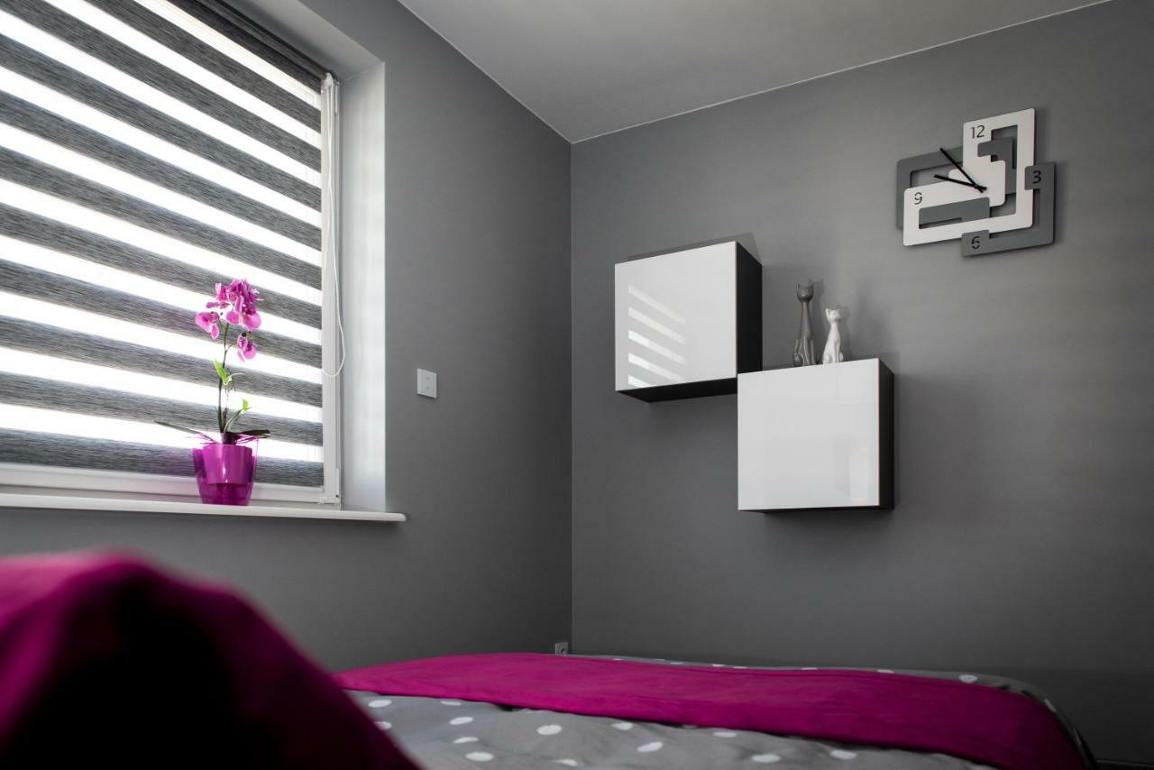 Apartament Elegance Pink Rewal Buitenkant foto